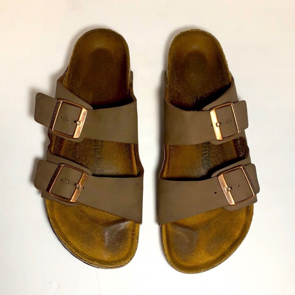 Mocha Birkenstock’s
